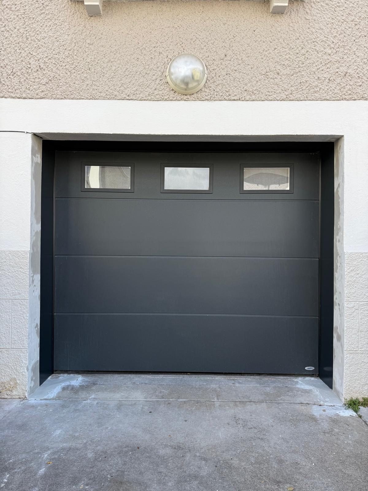 Porte de garage sectionnelle