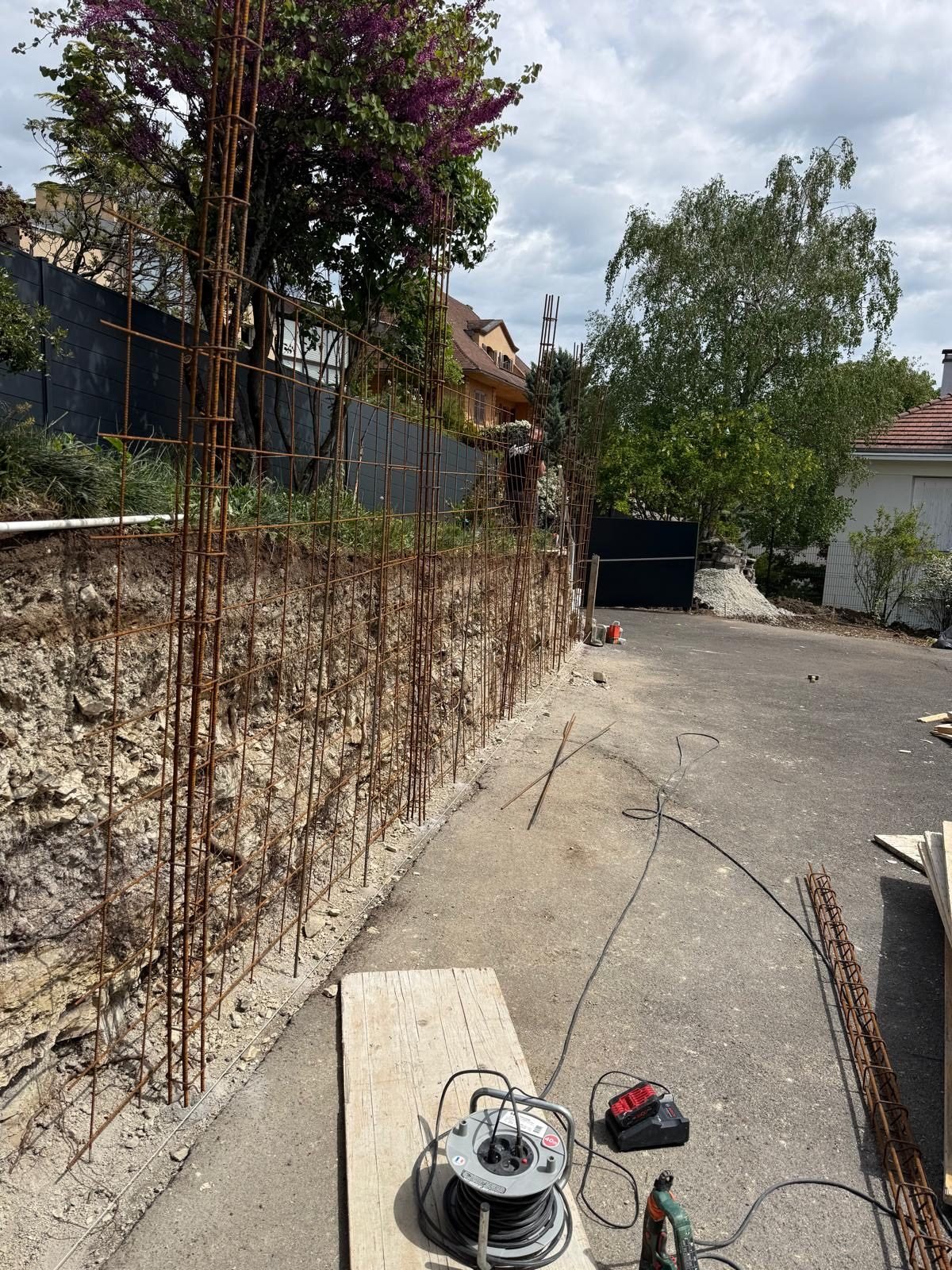 Ferraillage avant coulage d'un mur